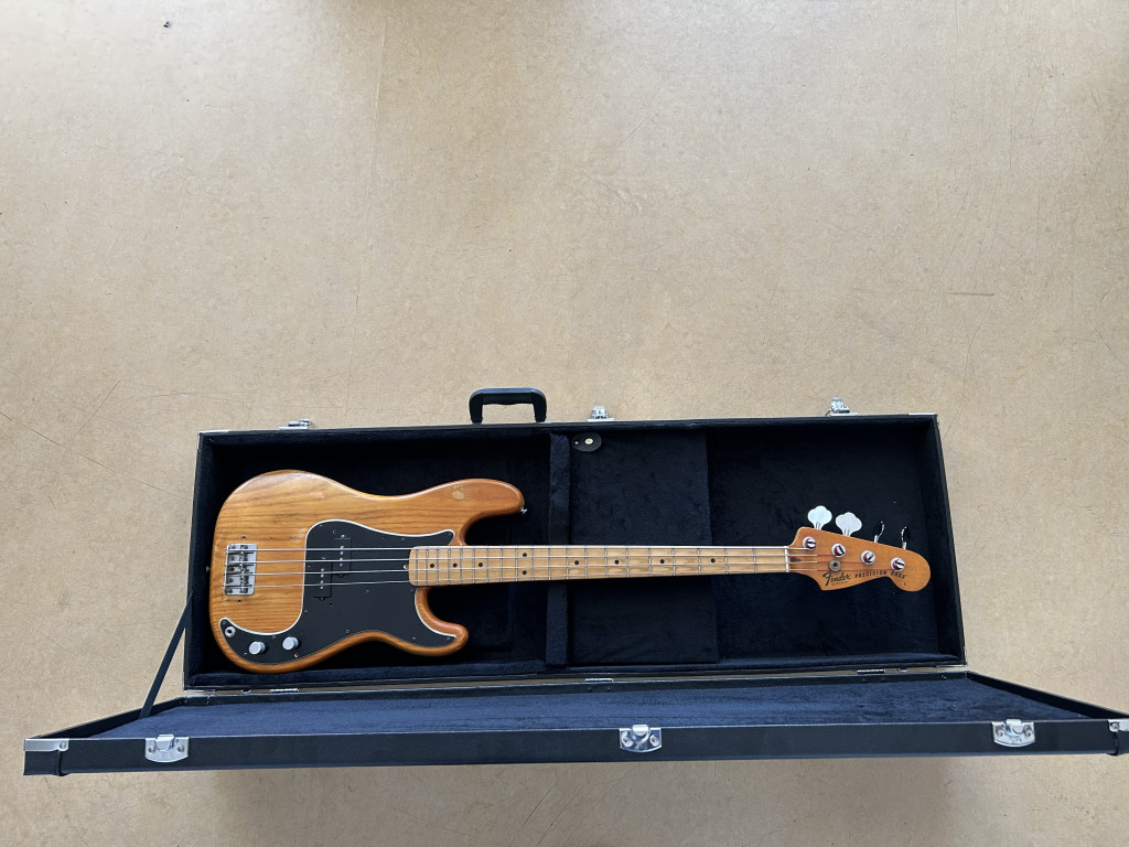 1977 Vintage Fender Precision Bass